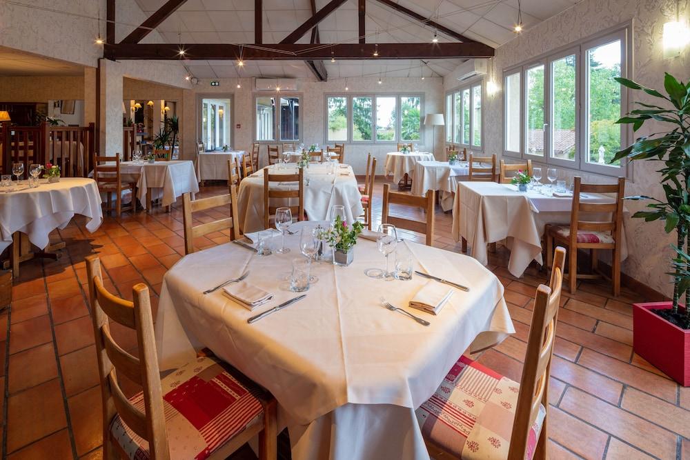 Logis Hotel Noemys Morgon Villie Morgon Bagian luar foto